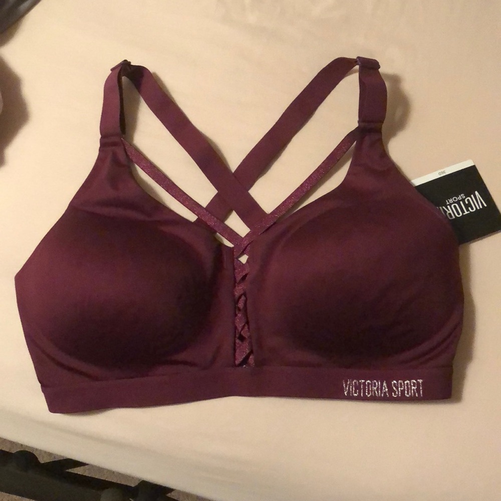 Victoria’s sport bra